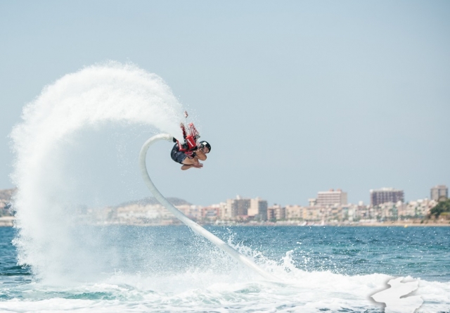  Turning upside down with the help of the board 